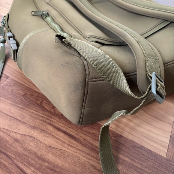 Dagne Dover Indi Medium Green Diaper Bag - Picture 3 of 6